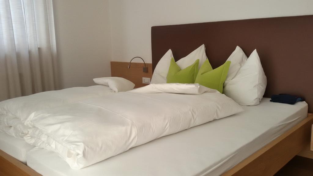 Hotel Garni Raffein Lana Zewnętrze zdjęcie